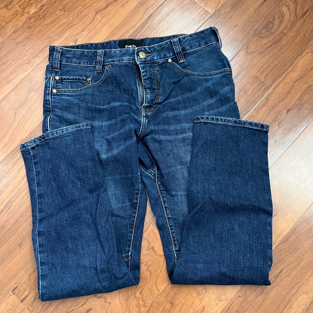 EUC Men’s VERTX Classic DARK WASH Blue Jeans 33x32 - Picture 2 of 10